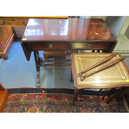 309 - A reproduction mahogany sofa table together with a reproduction nest of tables A/F