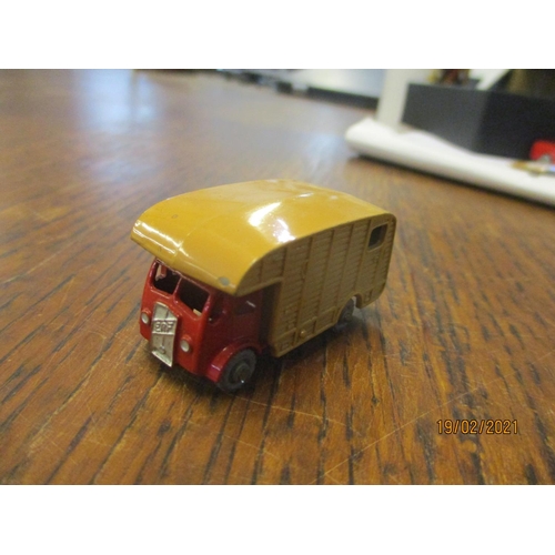 Dinky Toys GB 065 Dublo Morris Pick-up Rouge 1/76 - Neuf En Boîte (MIB)