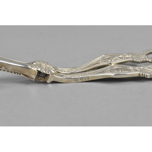 84 - A pair of 20th century silver grape scissors by Israel Freeman & Son Ltd, London 1969, 16.5 cm long,... 