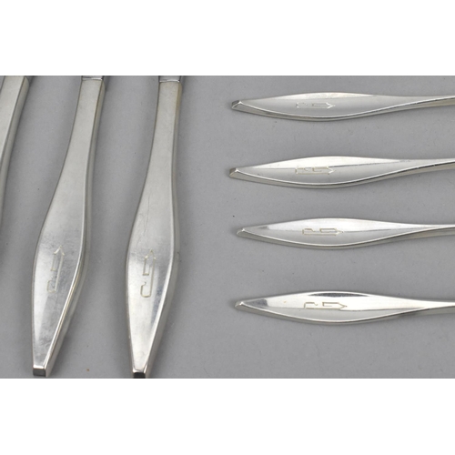 93 - THIS LOT IS WITHDRAWN - A 20th century American sterling silver set of cutlery by Reed & Barton comp... 