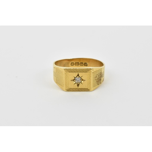 189 - A Victorian 18ct gold and diamond gentleman's signet ring, with engine turned pattern to the sides, ... 