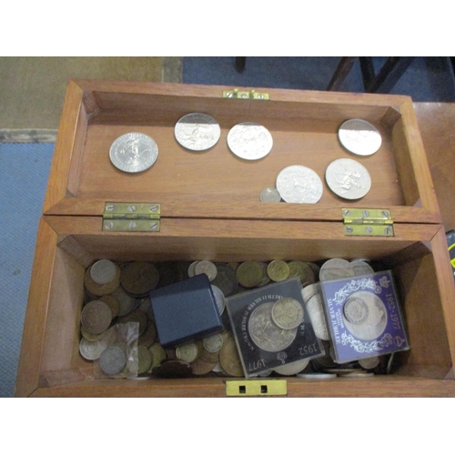 10 - Coins to include a Victorian sixpence, a Churchill coin, silver jubilee crowns and worldwide coins, ... 