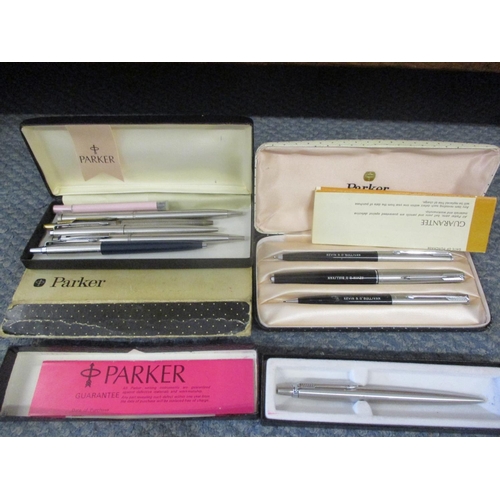 359 - Vintage Parker pens and others
Location: Porters