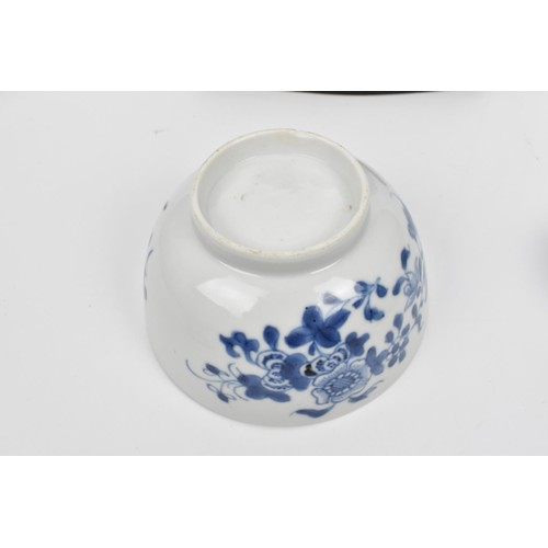 65 - A small collection of Chinese and Japanese porcelain, to include a 19th century blue and white plate... 