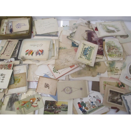 27 - Printed ephemera to include greetings cards, postcards Christmas cards, mainly late 19th/early 20th ... 
