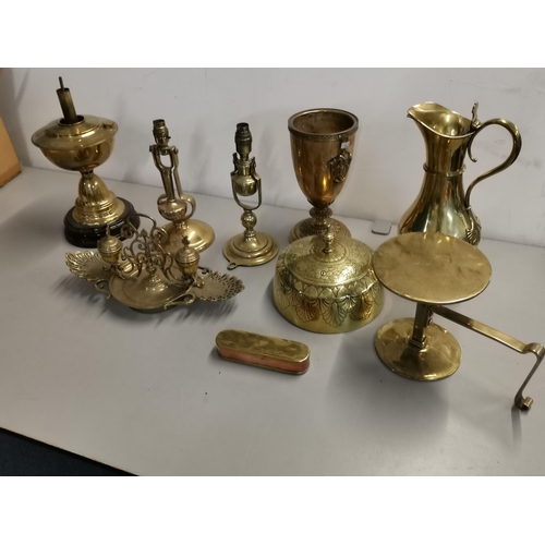 86 - Brassware to include two carriage table lamps, two oil lamp bases, an Art Nouveau ink stand, lidded ... 