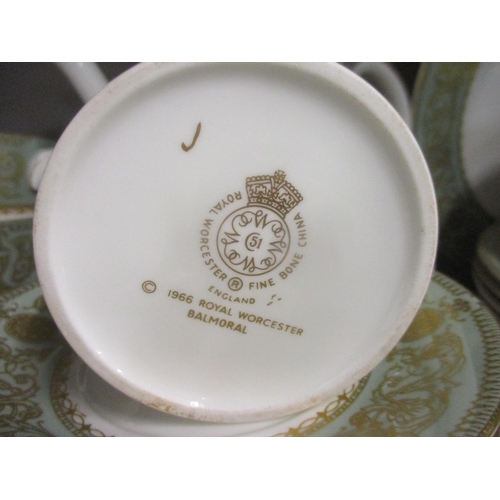 A 1966 Royal Worcester Balmoral part dinner, coffee and tea