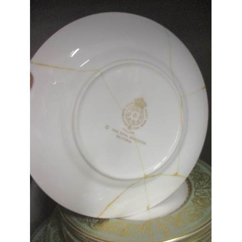 A 1966 Royal Worcester Balmoral part dinner, coffee and tea
