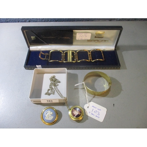 103 - Group of costume jewellery to include a 925 silver gilt ladies Sarcar wrist watch on buckle chain br... 