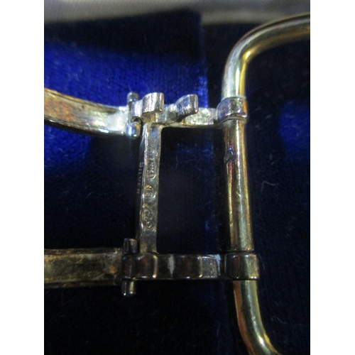 103 - Group of costume jewellery to include a 925 silver gilt ladies Sarcar wrist watch on buckle chain br... 