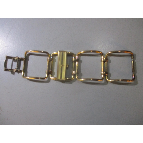 103 - Group of costume jewellery to include a 925 silver gilt ladies Sarcar wrist watch on buckle chain br... 