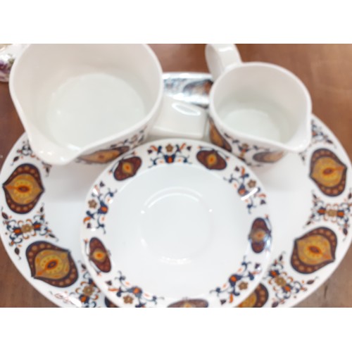 107 - Mid to late 20th century china and glass, together with two early 20th century meat platters, and an... 