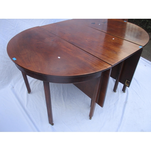 81 - A George III D-end dining table 75.5cm h x 274.5cm w extended
Location: LAB