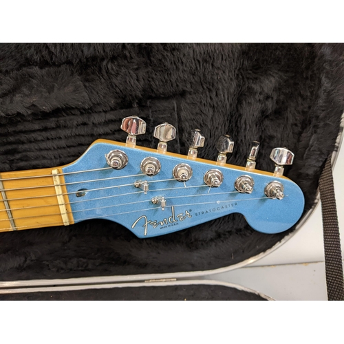 112 - A Fender Stratocaster made in USA serial number N569481, 1995, with a Fender carrying case
Location:... 