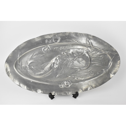 79 - An Art Nouveau Kayserzinn (1862-1925) pewter lidded punch bowl, the lobbed body with heart shaped ca... 