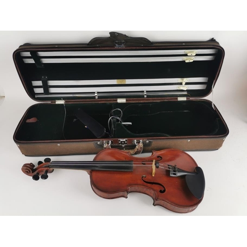 244 - A Victorian period violin by Walter A. Mayson dated 1878, with full label to inside, the one piece b... 