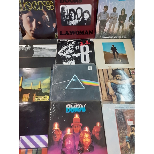 119 - Mixed rock and pop records to include Jimi Hendrix, Pink Floyd, Led Zeppelin, Black Sabbath, The Str... 