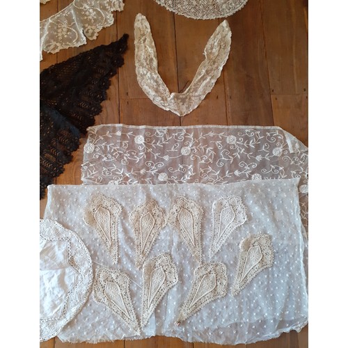 94 - Vintage lace insertions, trimmings and collars to include 2 cream Irish crotchet lace collars with c... 