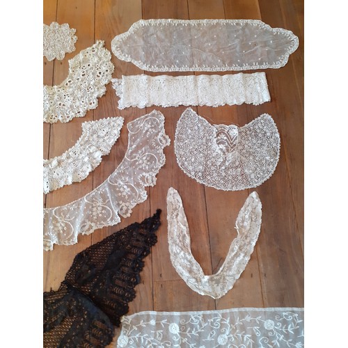 94 - Vintage lace insertions, trimmings and collars to include 2 cream Irish crotchet lace collars with c... 