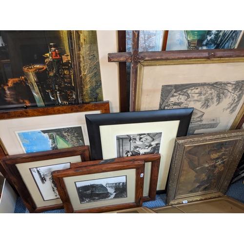 200 - A mixed lot of pictures to include a Gillian Crane gauche, Dale Elliot oil paintings, mixed prints, ... 