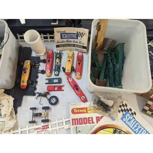 172 - A quantity of mixed vintage Tri-ang, Scalextric items to include vehicles A/F, track and accessories... 