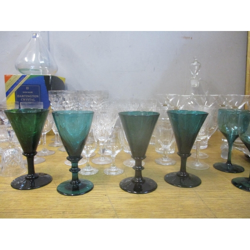 367 - A selection of table glass to include a group of four Victorian green drinking glasses, and two simi... 