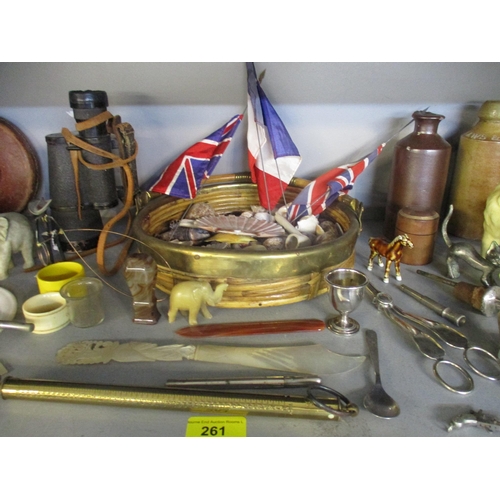 261 - A miscellaneous lot to include two 19th century spelter busts, agate desk seal and page turner, mono... 