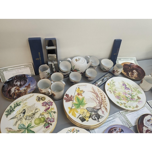 388 - Mixed ceramics to include Royal Worcester teapot and cups together with six Royal Worcester mugs and... 