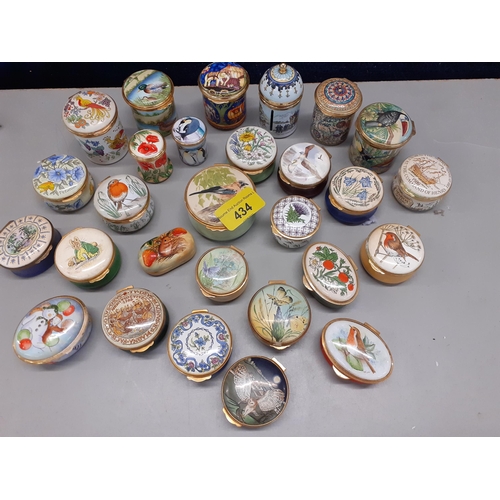 434 - Enamelled trinket and pill boxes to include English Enamels and Crummels (28 total)
Location: stairs