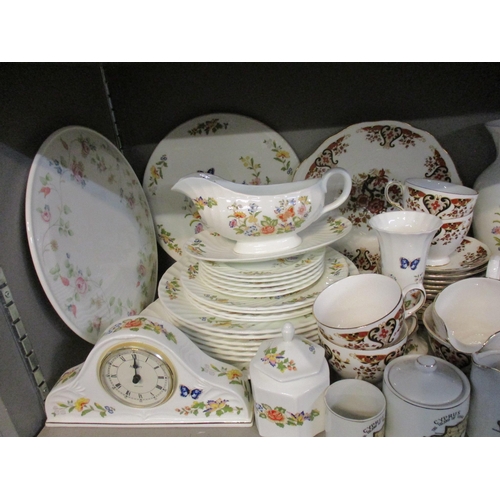 272 - A mixed lot of porcelain and glass table wares to include an Aynsley Cottage Garden part dinner serv... 