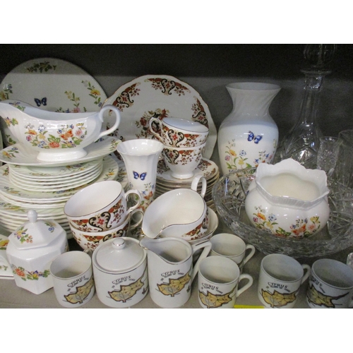 272 - A mixed lot of porcelain and glass table wares to include an Aynsley Cottage Garden part dinner serv... 