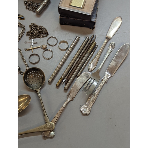 360 - A mixed lot to include silver plated flatware, a silver watch chain, a silver brooch in case, mixed ... 