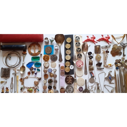 87 - Items of interest to include 19th Century and Artid buttons, propelling pencils. ornate keys, rings,... 