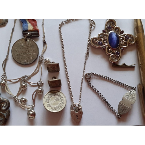 87 - Items of interest to include 19th Century and Artid buttons, propelling pencils. ornate keys, rings,... 