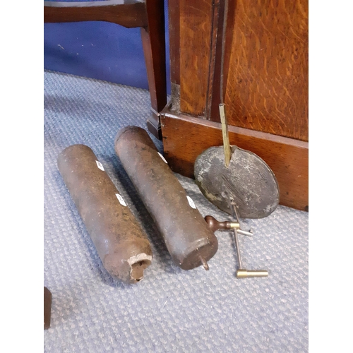 404 - A George III 8-day longcase clock in an oak case
Location: FSR