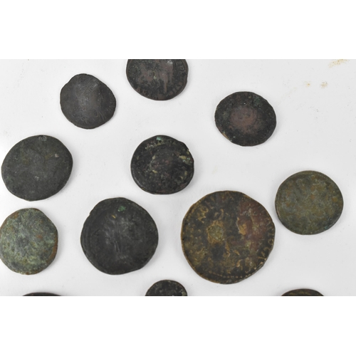 107 - Ancient Coinage - a group of mixed Western ancient coins to include bronze Roman Dupondius/Quadrons/... 