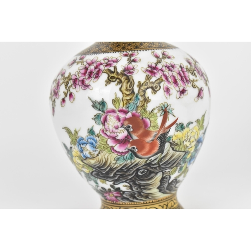 59 - A small pair of Chinese porcelain baluster vases, 20th century, possibly Republic period (1912-1949)... 