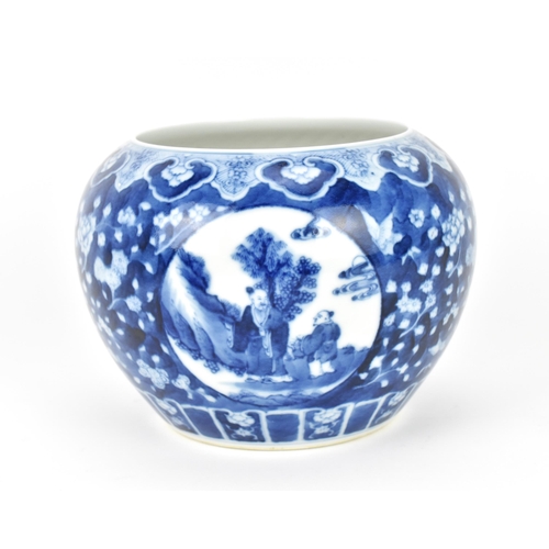 22 - A Chinese Qing dynasty blue and white porcelain vase, Guangxu period (1871-1908), of globular form w... 