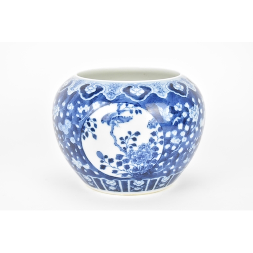 22 - A Chinese Qing dynasty blue and white porcelain vase, Guangxu period (1871-1908), of globular form w... 