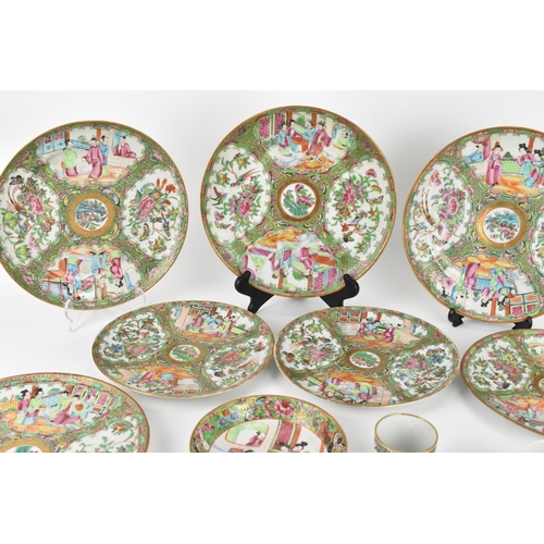 40 - A set of six Chinese Canton export porcelain plates, late Qing dynasty, in the Famille Rose palette ... 