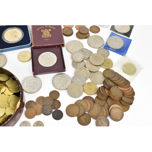 114 - Mixed British coinage to include Victorian and later shillings, sixpence and others, 19th century ga... 