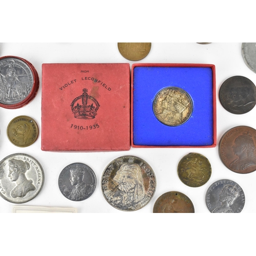 115 - A collection of Royal related commemorative medals to include a large bronze 1897 Victorian Diamond ... 