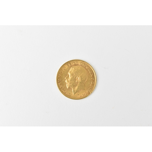 128 - King George V (1910-1936) half sovereign, London Mint, dated 1911