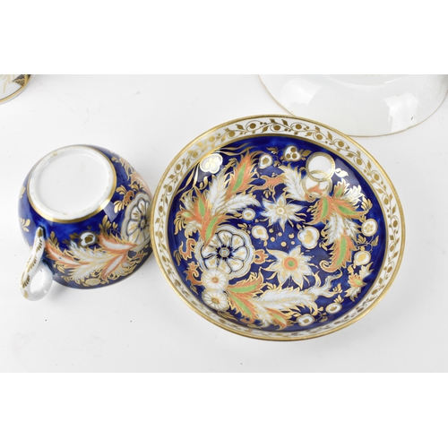 167 - A collection of early 19th century British porcelain tea ware, to include a set of 6 Newhall tea bow... 