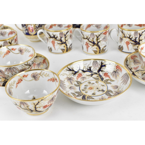 167 - A collection of early 19th century British porcelain tea ware, to include a set of 6 Newhall tea bow... 