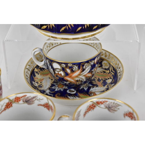 167 - A collection of early 19th century British porcelain tea ware, to include a set of 6 Newhall tea bow... 