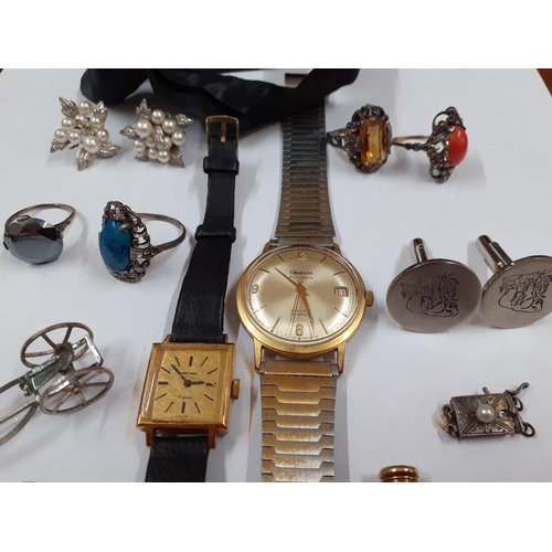 55 - Early to mid 20th Century costume jewellery to include a 9ct gold bracelet 6.3g, all stones missing,... 