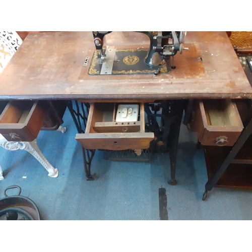 229 - A small vintage table top sewing machine A/F, and a collectors doll A/F, together with a vintage Roy... 