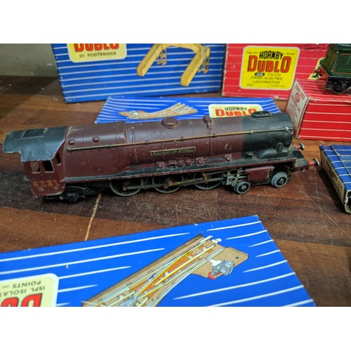 65 - Hornby, Dublo railway items to include 2232, boxed, Duchess of Atholl and accessories
Location: 1.3