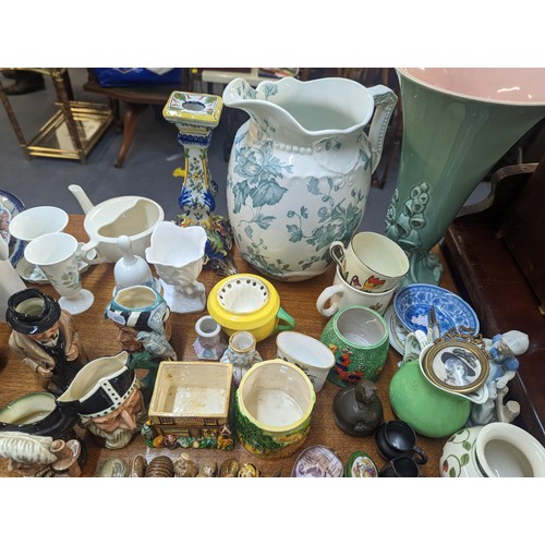 455 - A mixed lot of household ceramics and ornaments to include a Minton Ancestral bone china part dinner... 